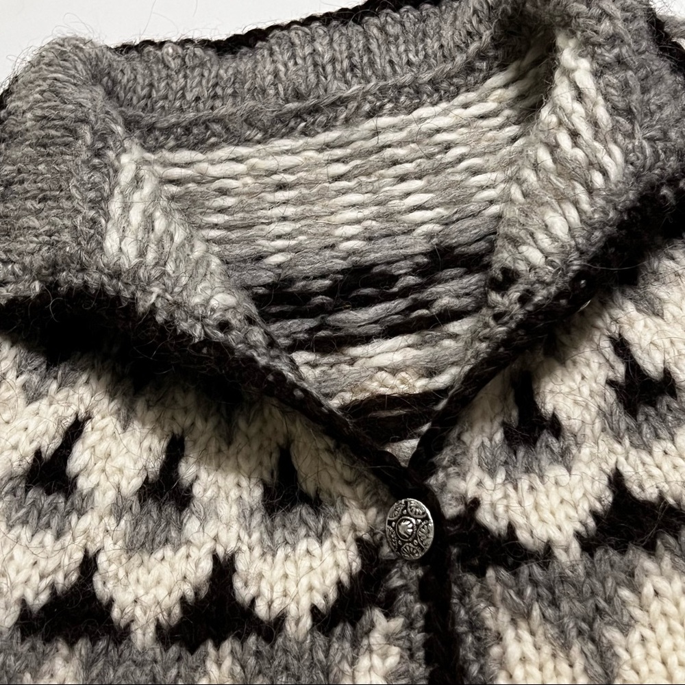 Vintage Wool Patterned Jacket - Picture 4 of 7